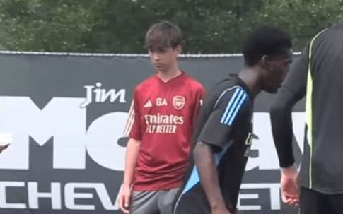 Сын Артеты дебютировал за "Арсенал" U17