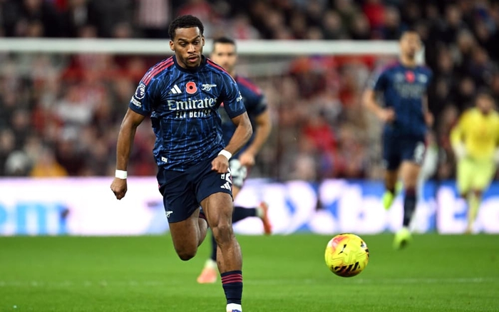 Экс-судья АПЛ заявил, что Тимбер должен был получить красную карточку с 