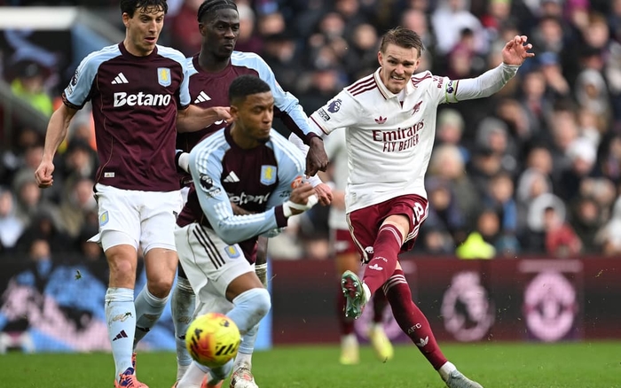 Астон Вилла - Арсенал - 2:1