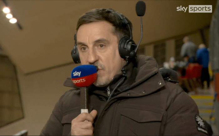 Невилл предупреждает 