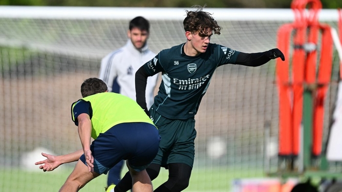 Фотографии с тренировки: Доуман возвращается перед матчем с "Уиганом"