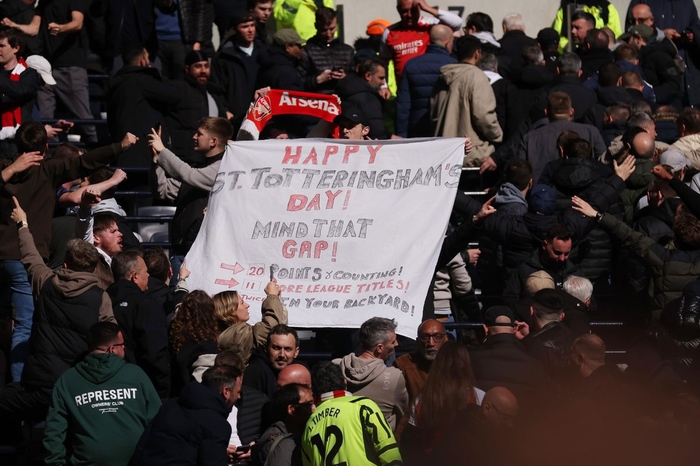 "Арсенал" может отметить самый ранний St Totteringham’s Day в истории