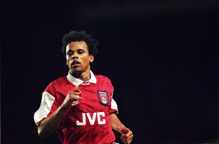 Хелдер: "Арсеналу" нужно избежать финальной драмы в борьбе за титул"