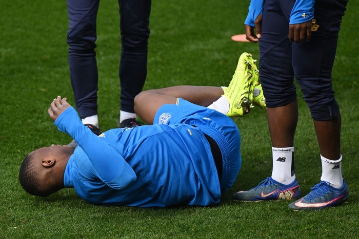 "Байер" испытывает опасения по поводу травмы игрока, полученной на тренировке