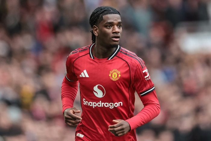 Игрок "Манчестер Юнайтед" назвал Уильяма Салиба своим самым большим влиянием