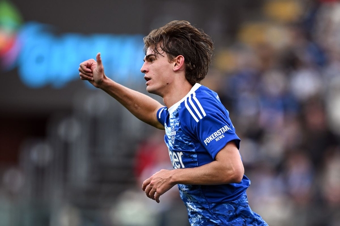 "Арсеналу" советуют обратить внимание на Паса