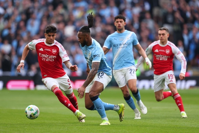 "Арсеналу" осталось пять побед до титула