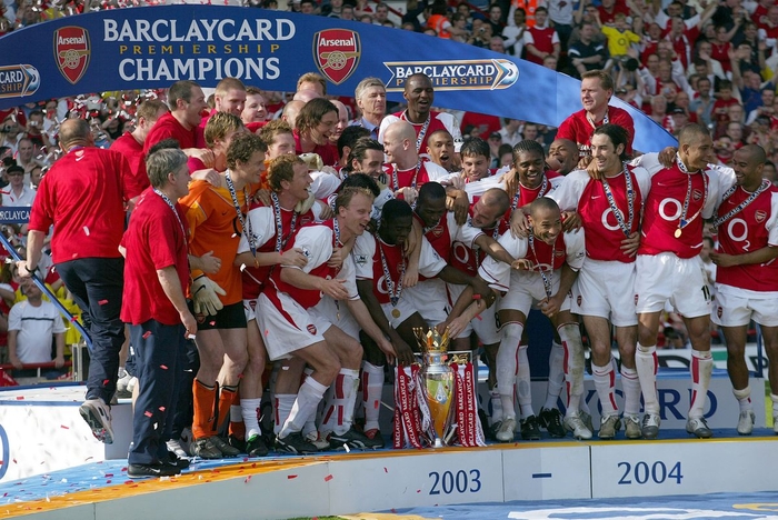 Бывший вратарь "Арсенала": "Я продавал поддельные вещи Gucci одноклубникам"