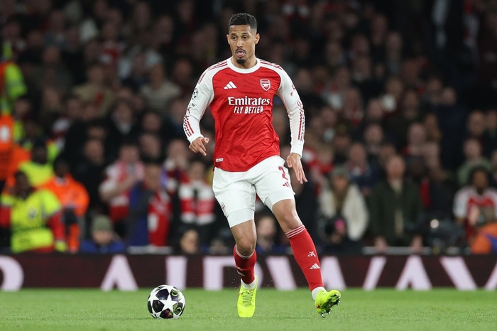 Артете советуют убрать Салиба из состава "Арсенала"