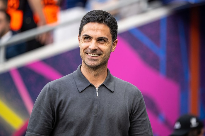 "Арсеналу" поручено приобрести звезду с выгодным контрактом за £15m